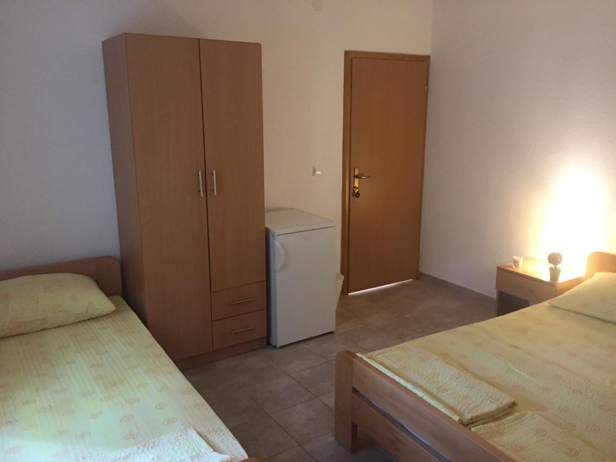 Apartment&Rooms Barbaric Neum Buitenkant foto