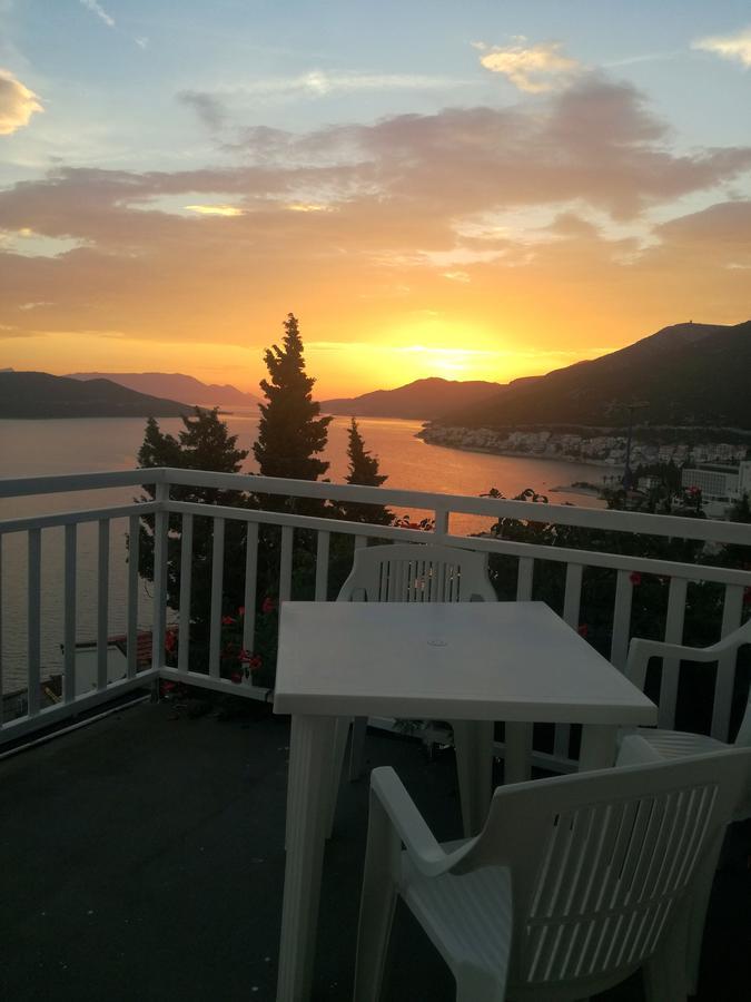 Apartment&Rooms Barbaric Neum Buitenkant foto